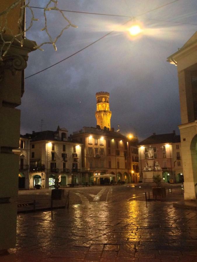 Casa Di Nonna Bed & Breakfast Vercelli Exterior photo
